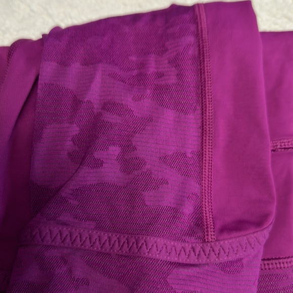 Lululemon run for days pink camo mesh crop leggings - Picture 7 of 7